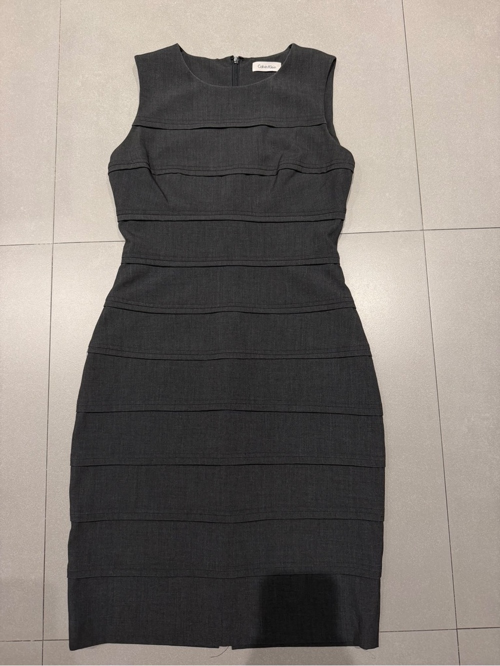 Calvin Klein Gray Sleeveless Tiered Sheath Dress